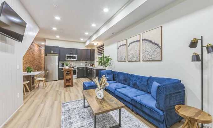 North Philadelphia West Apartamento | New 2/2 Across from Fairmount Park | 10 Mins to DT