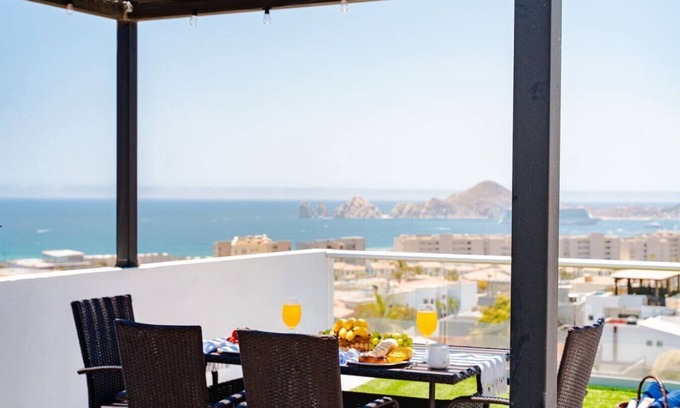 El Tezal Apartamento | New! 2BR Condo with Amazing view of the Sea of Cortez & Private Roof Top.