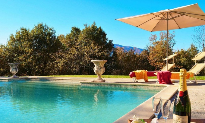 Castelnuovo di Garfagnana Villa | Impresionante villa con 3 dormitorios y 3 baños y a pocos pasos del restaurante.