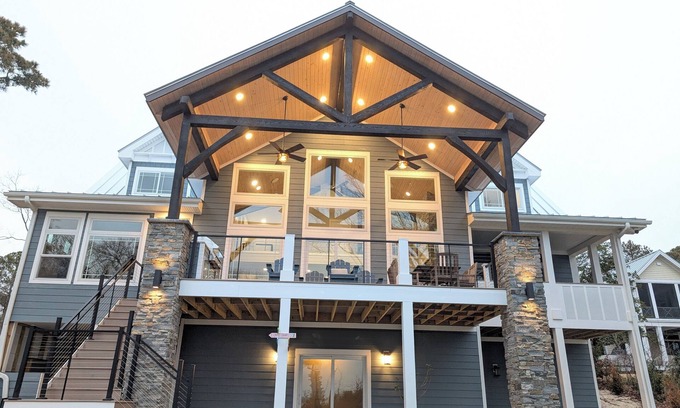 Cape Charles Casa | New 2025 Luxury Waterfront Retreat w/Private Beach, Views & Mesmerizing Sunsets!