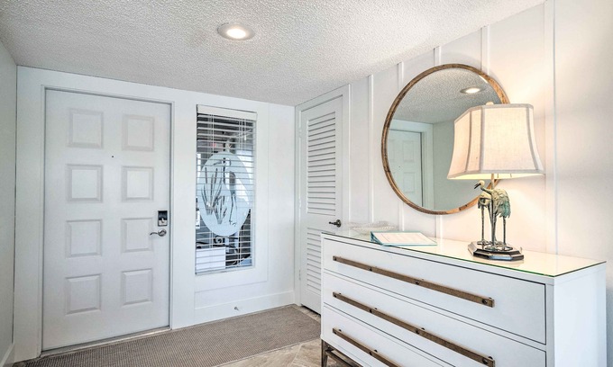 Burnt Store Marina Condominio | NEW 2nd floor CORNER condo; PRESTINE MARINA and MANATEE views; many upgrades.