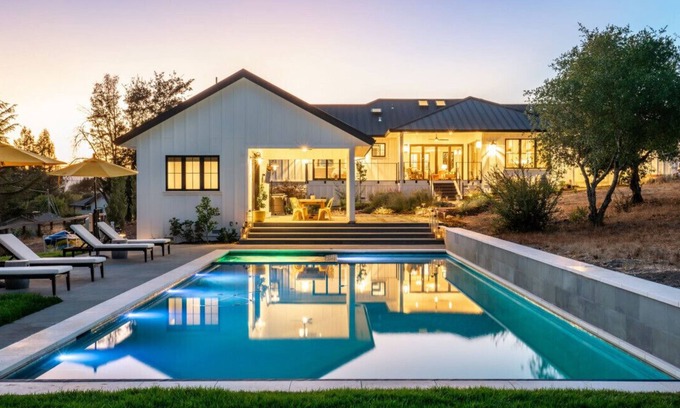 Healdsburg Casa | NEW 3 BD, Pool, Spa & Wine Tasting Included