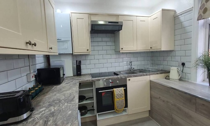 Wyken Apartamento | **New 3 bed in Coventry- DISCOUNT FOR LONG TERM**