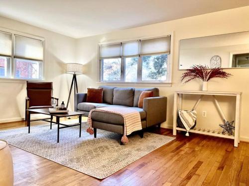 Aurora Highlands Apartamento | NEW 3 BRD Modern Urban Gateway