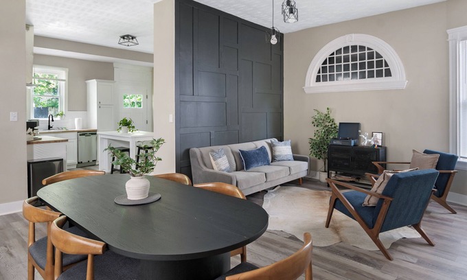 East Walnut HIlls Casa | NEW! 3-Story Gem, 6BR In the heart of Cincinnati!