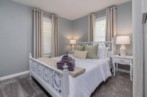 Hazel Park Apartamento | New! 3BR I 2BA Home in the Vibrant City of Hazel Park