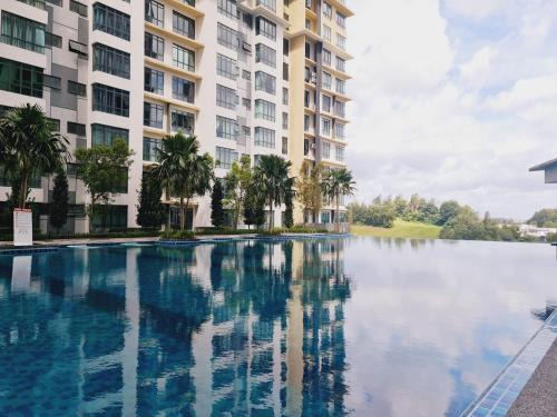 Taman Daya Apartamento | New! 4-7pax 2bedrooms condo near Mount Austin JB