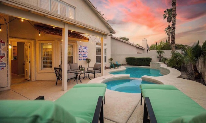 Green Valley Casa | ❤️New 4BR/3Ba with Pool, 9 miles to LV Strip!