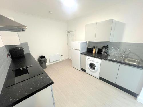 Addiscombe Casa | NEW 5-bedroom house in Croydon South London
