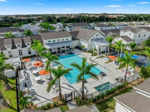Port Saint Lucie Casa | New 5 Star with Pool Mins to Tradition Hospital HCA Hospital