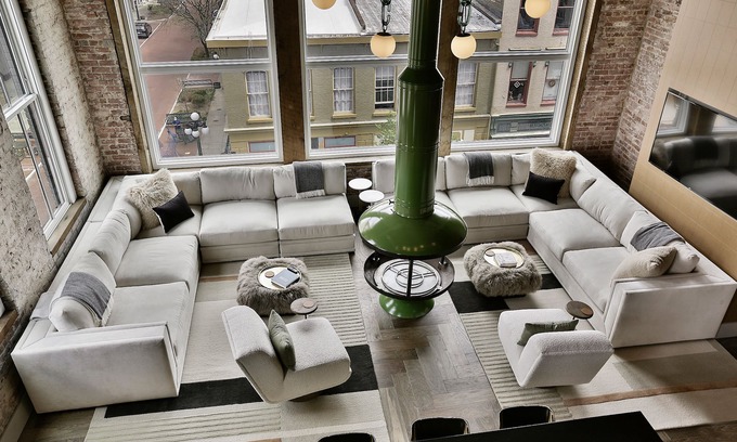 Frankfort Casa | NEW!!! 6 BR + 5 Bath Penthouse Overlooking Downtown. 1 mile from Buffalo Trace