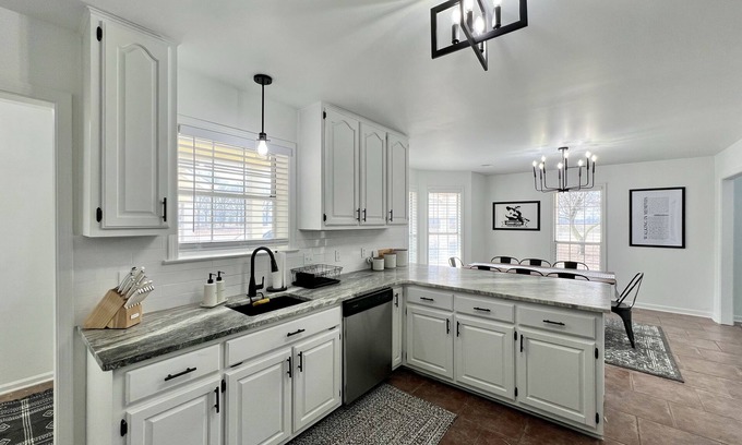 Marion Casa | NEW! 901 Country Charm - Minutes from Memphis, TN!