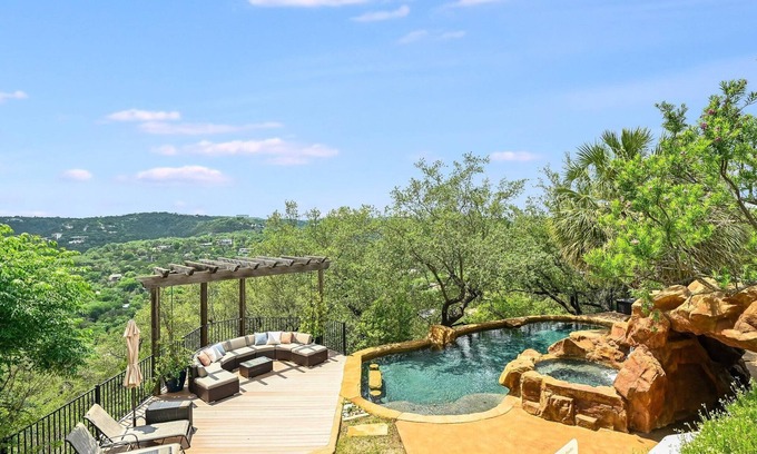 Summit At West Rim On Mount Larson Casa | NEW Above Casa del Sol I Sunset Views I Resort Pool I Hot Tub I Media Rm