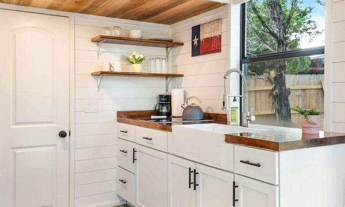 Dripping Springs Cabina | NEW Adorable & Cozy Tiny House #2 @Infinity Ranch