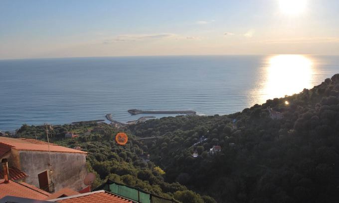 Marina di Pisciotta Apartamento | NUEVO: aire acondicionado +++ apartamento familiar con vista al mar en el Borgo de Pisciotta