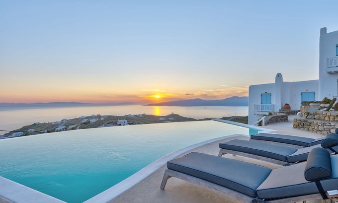 Faros Armenistis Villa | INCREÍBLE VISTAS AL MAR VILLA AQUATA 2 BR Piscina privada con hidromasaje