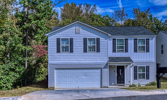 Anderson Casa | New Anderson Home Centrally Located off Clemson Blvd