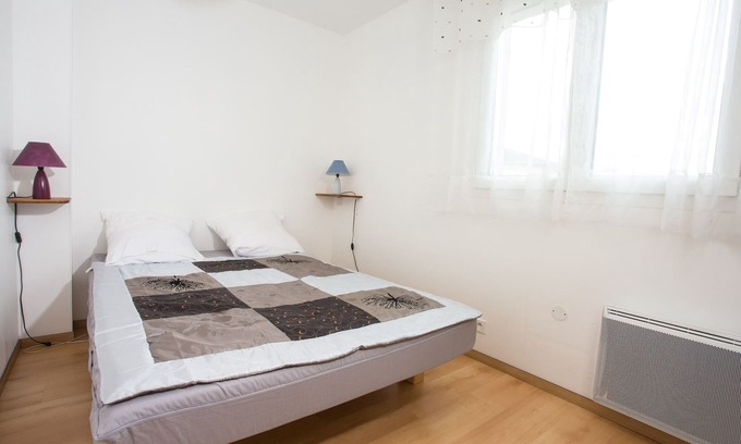 Savines-le-Lac Apartamento | New apartment, close to the beach, forest and shops.