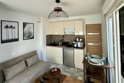 Bois Guillaume Apartamento | New appart avec balcon à Evry - Proche Paris - RER 5 min - Wifi
