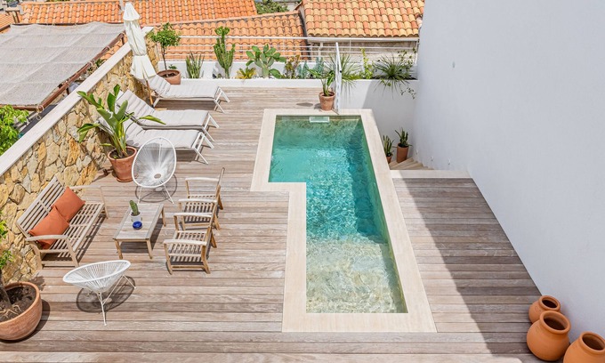 7th Arrondissement Casa | New architect-designed villa with swimming pool / Quartier Bompard - Endoume