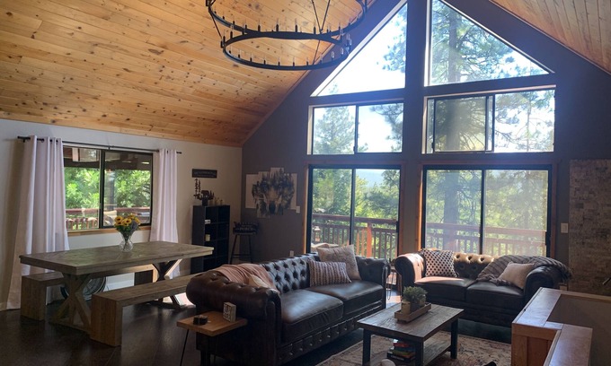 Glencoe Chalet De Esquí | New!! *Arnold Treehouse* Updated, Sleeps 12, K9OK