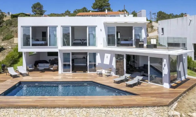 Aljezur Casa | New! Arrifana Lake House