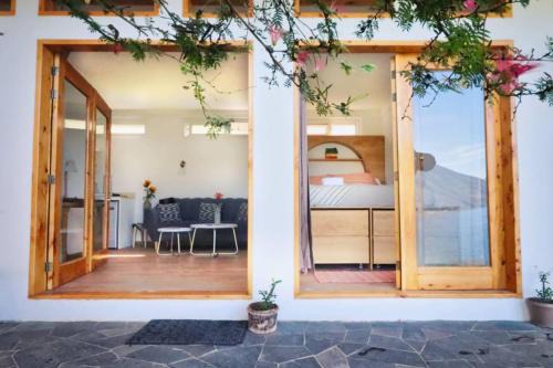 San Marcos La Laguna Apartamento | NEW Atitlan Lakefront, Casa Sabiduria
