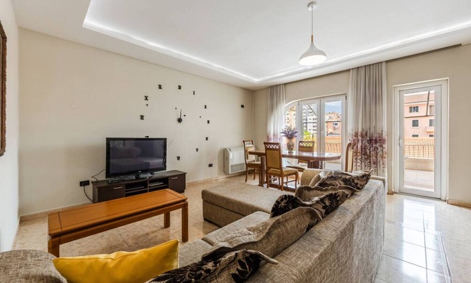Tirana Apartamento | New Bazaar Panorama by PikHost