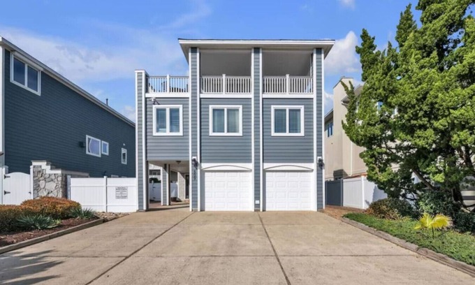 Croatan Beach Casa | NEW! Beach House 7Bd 5Bth Pool / Hot Tub / Boating