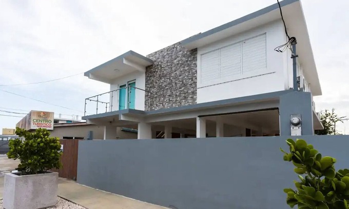 Aguirre Casa | NEW Beach, Restaurants and Pool 5 Bedrooms House