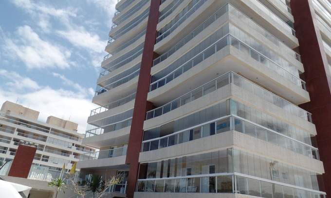 Indaia Apartamento | Apartamento Nuevo de frente al mar, pie en la arena!