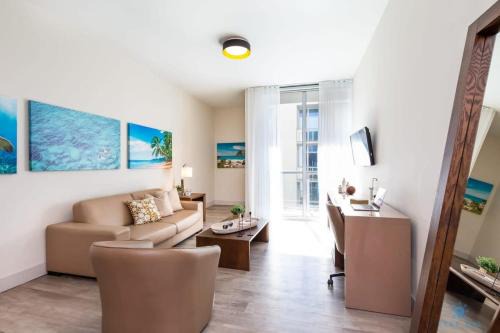 Hollywood Apartamento | NEW!Beachfront Condo Resort- Balcony