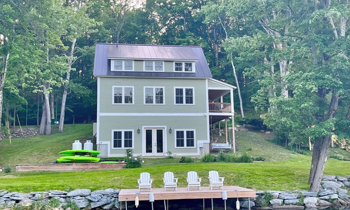 Hinesburg Casa | New! Beautiful Lakefront Home near Burlington, VT