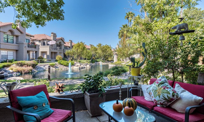 Central Scottsdale Casa | NEW! BEAUTIFUL SCOTTSDALE on the WATER!!!