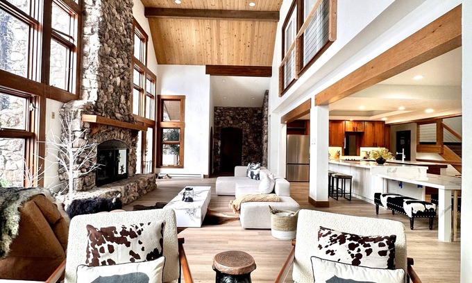 Avon Chalet De Esquí | New!! Beaver Creek, Holden Road Location & Ski-in!