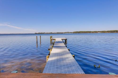 Ernul Casa | New Bern Home with Direct Access to Neuse River