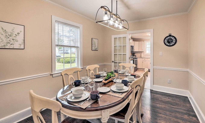 New Bern Casa | New Bern Retreat w/ Fire Pit ~ 1 Mi to Dtwn!