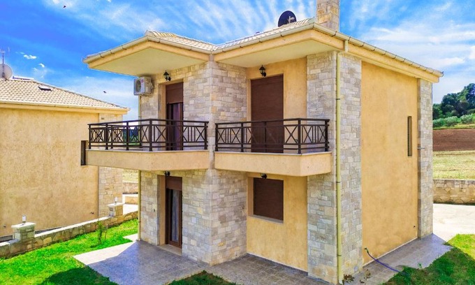Nea Fokaia Casa | New build cozy maisonette in Nea Fokea, Chalkidiki - fevillas-com