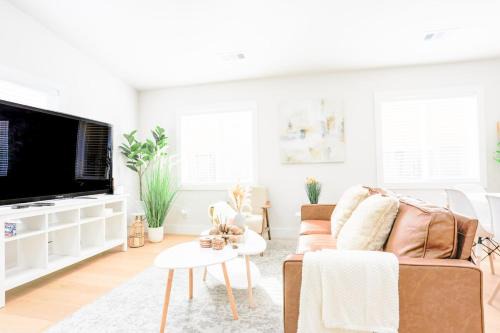 Sunnyvale Casa | New Build House Laundry Kitchen Airconditation