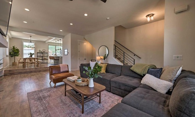 Park City Casa | New-Build Townhome about 6 Mi to Park City!
