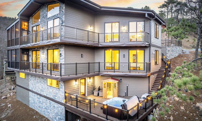 McGaheysville Casa | New Build with Amazing Views in Massanutten