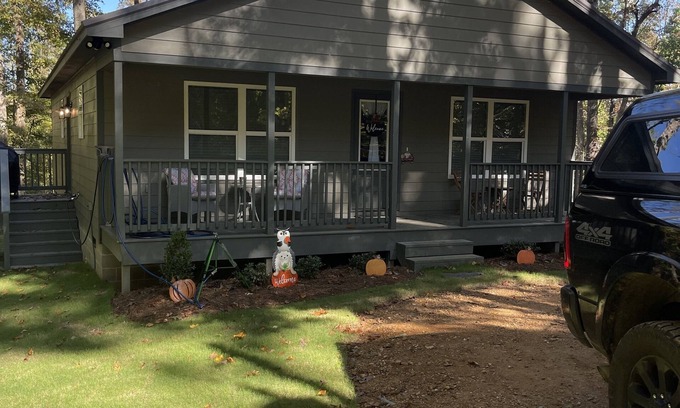 Counce Cabina | New Cabin in woods at pickwick. 3 BR 2 bath, near Stateline ramp & state park