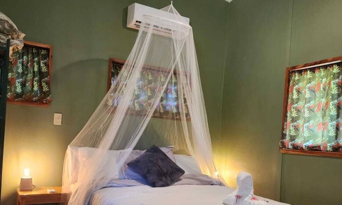 San Ignacio Cabina | New cabin with all the amenities at the River Bend Lodge Cayo near San Ignacio