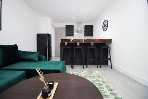 Rumney Apartamento | New Cardiff Bloc Exclusive Apartments By Prime Stays - Shops and Parking - Great for Groups and Families