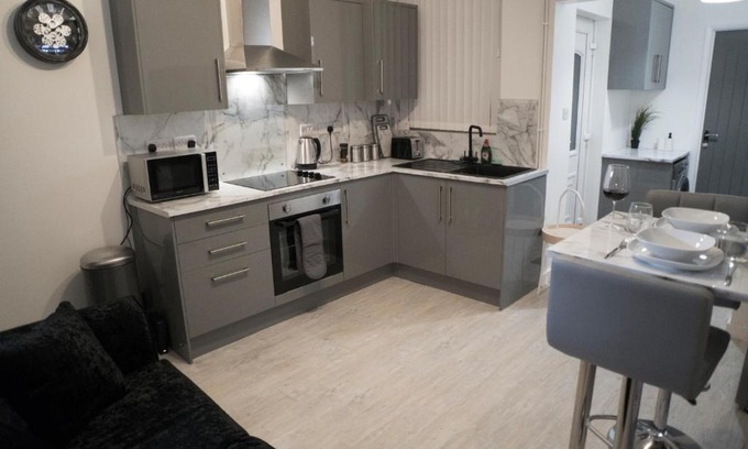 Gedling Casa | NEW Carlton House Wi-fi Netflix