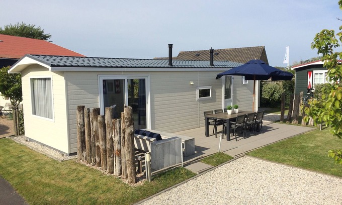 Groot Valkenisse Chalet De Esquí | New chalet Zoutelande 300 mtr. from sea Zeeland near Domburg