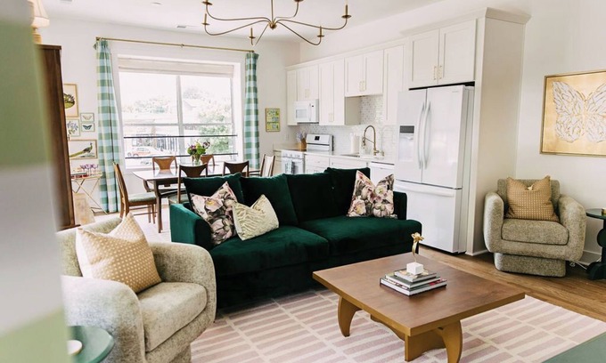 Cooper-Young Historic District Apartamento | NEW!! Charlie's Corner by Pettigrew Adventures - Located in Cooper Young