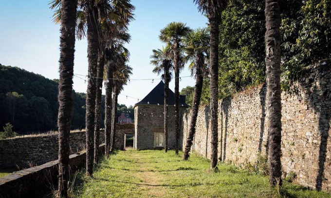 Carantec Cabina | New! Charming 18th-century pavilion