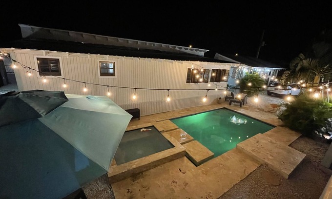 Cabo Rojo Cabina | New! Charming Cabin near Combate Beach