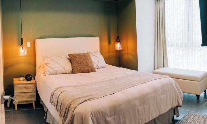 Santa Tecla Apartamento | NEW Charming, fully-equipped 2-bedroom apartment - 30min from beach